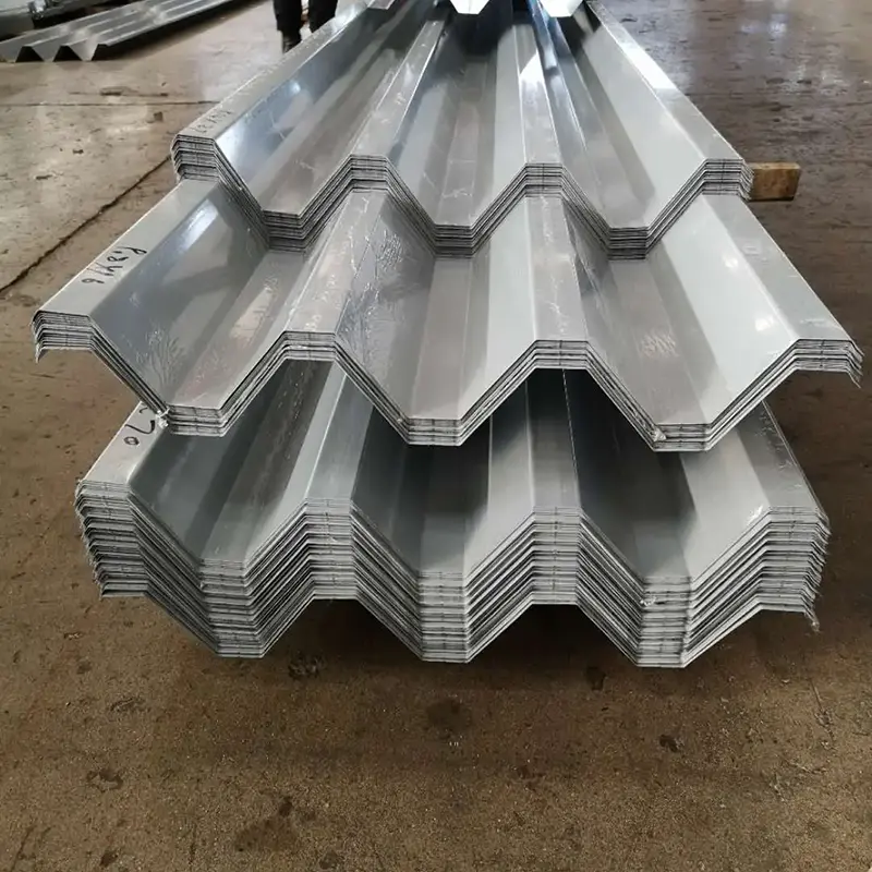 Metalliset kattopaneelit